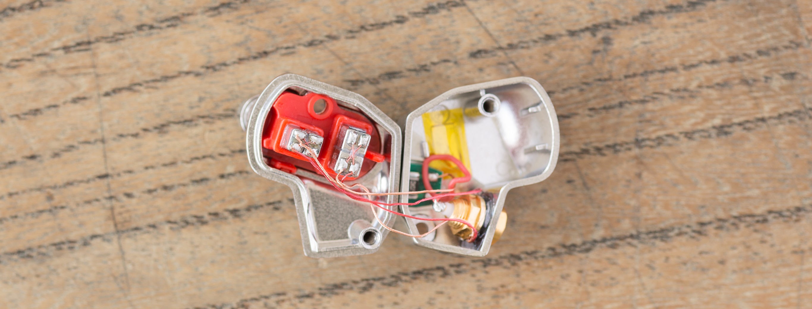 MAKE1｜final-イヤホン・ワイヤレスイヤホン・ヘッドホン – REB